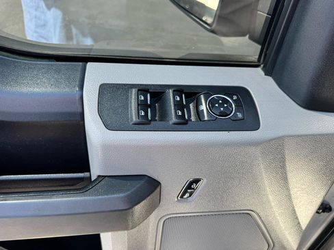 Used 2019 Ford F150 XL w/ Equipment Group 101A Mid AWD/4WD image 13