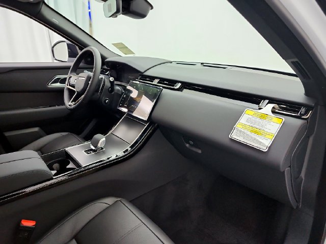 New 2026 Land Rover Range Rover Velar S AWD/4WD image 17
