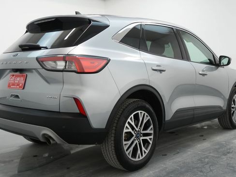 Used 2022 Ford Escape SEL image 9