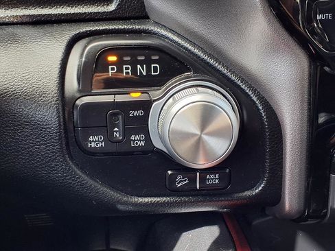 Used 2020 RAM 1500 Rebel image 12