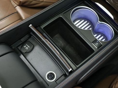 Used 2016 Mercedes-Benz Maybach S 600 image 87