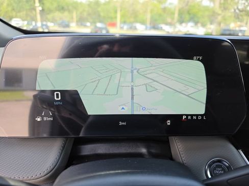 New 2027 Chevrolet Equinox LT w/ Convenience Package II FWD image 34