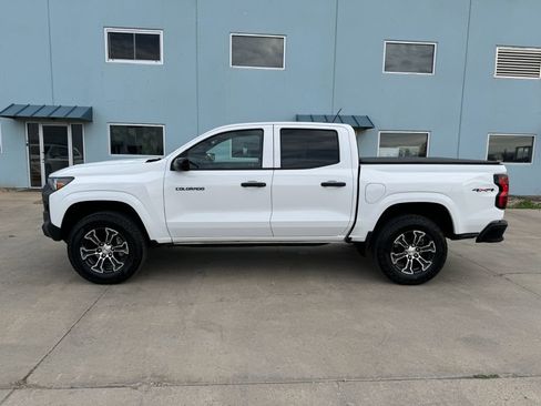 Used 2023 Chevrolet Colorado W/T w/ WT Convenience Package II image 6