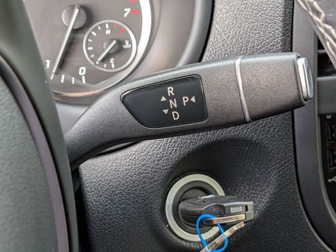 Used 2023 Mercedes-Benz Metris Passenger image 27