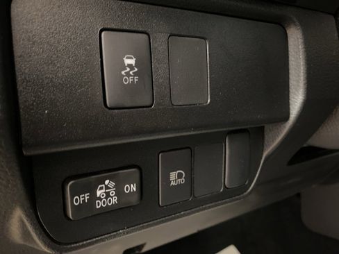 Used 2022 Toyota Tacoma SR image 16