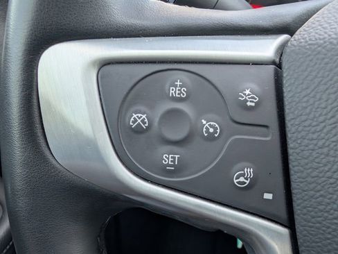 Used 2023 GMC Terrain SLT w/ Tech Package image 23