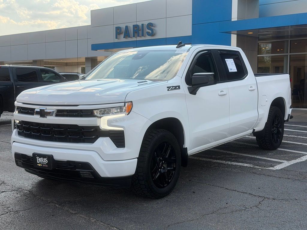 Used 2023 Chevrolet Silverado 1500 RST AWD/4WD image 3