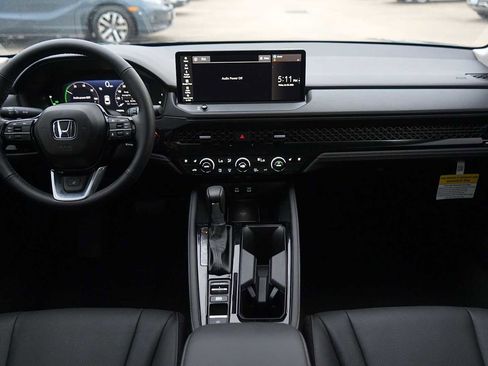 Used 2025 Honda Accord Touring image 10