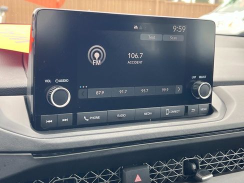 Used 2024 Honda Accord EX image 12