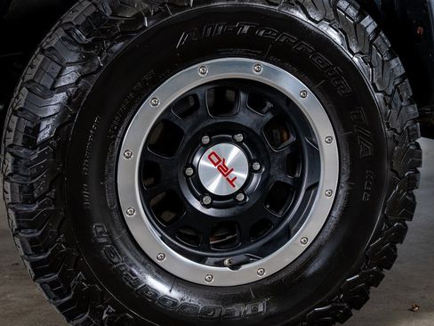 Used 2014 Toyota Tacoma 4x4 Double Cab image 10