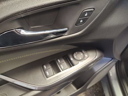 New 2025 Chevrolet Trax ACTIV w/ Driver Confidence Package FWD image 17