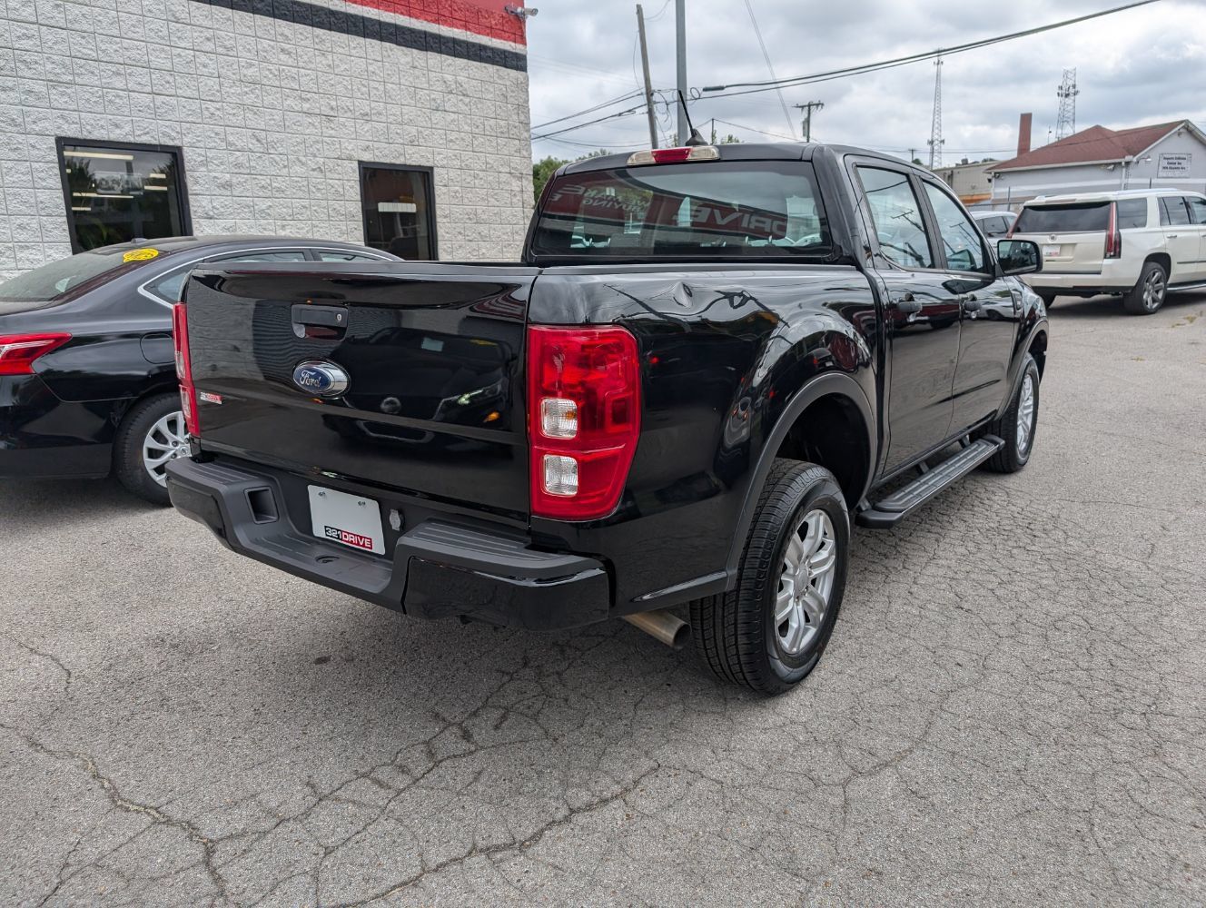 Used 2019 Ford Ranger XL w/ Equipment Group 101A Mid RWD image 6