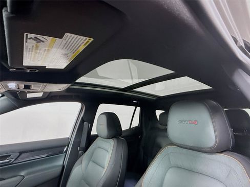 New 2026 GMC Terrain AT4 w/ Convenience Package III AWD/4WD image 16