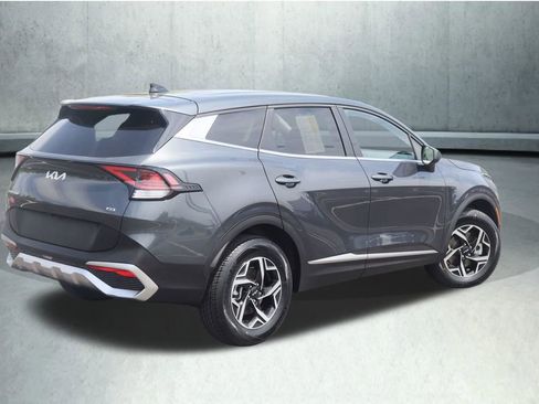 Used 2025 Kia Sportage LX AWD/4WD image 9