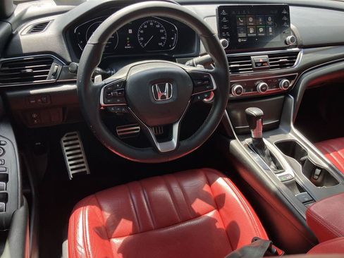 Used 2019 Honda Accord Sport image 14