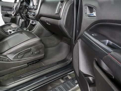 Used 2016 GMC Canyon SLE w/ All Terrain Package AWD/4WD image 22