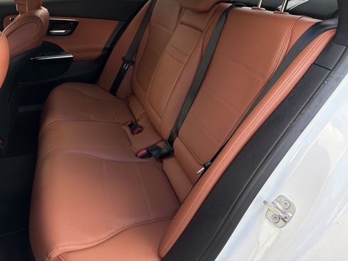 Used 2025 Mercedes-Benz C 300 Sedan image 17