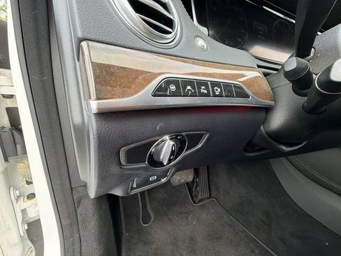 Used 2016 Mercedes-Benz S 550 4MATIC Sedan image 26