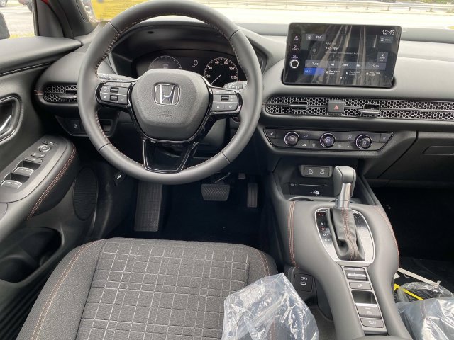 New 2027 Honda HR-V Sport image 7