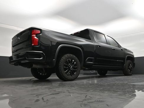 Used 2026 Chevrolet Silverado 2500 High Country w/ High Country Premium Package AWD/4WD image 23