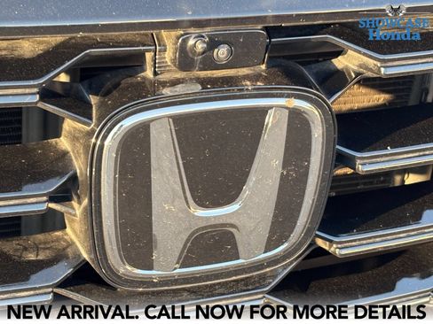 Used 2025 Honda Pilot Black Edition image 9