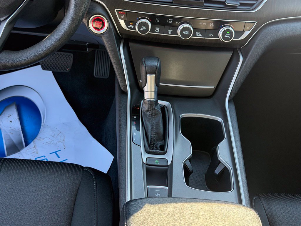 Used 2018 Honda Accord EX image 17