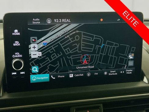 Used 2024 Honda Pilot Elite image 13