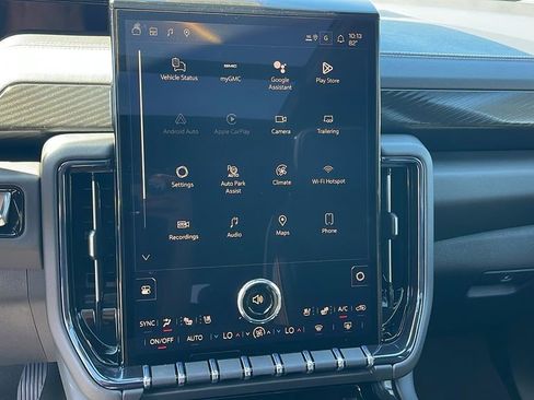 New 2026 GMC Yukon XL AT4 AWD/4WD image 19