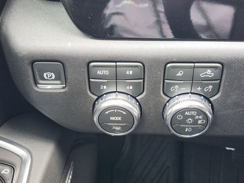 New 2026 GMC Sierra 2500 SLT w/ Texas SLT Premium Package image 27