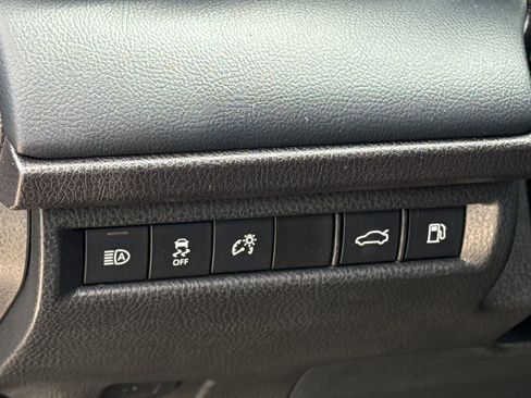 Used 2025 Toyota Camry XSE w/ Premium Package FWD image 21