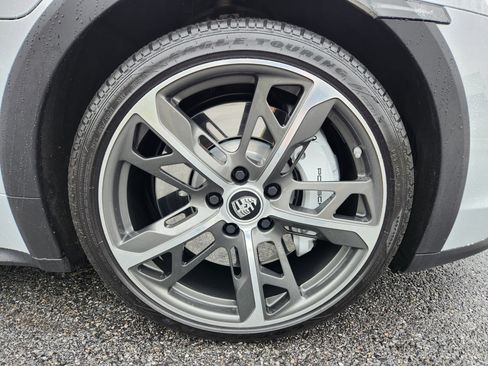 Used 2023 Porsche Taycan 4S image 7