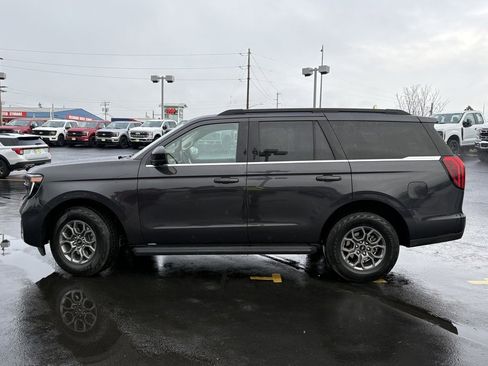 Certified 2025 Ford Expedition Active image 12