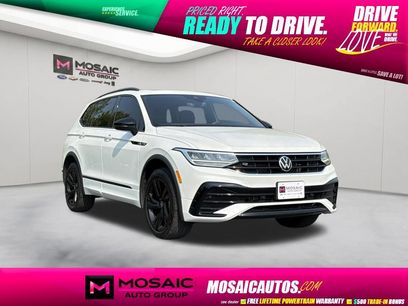 Used 2023 Volkswagen Tiguan SE R-Line