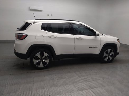 Used 2018 Jeep Compass Latitude w/ Popular Equipment Group image 10