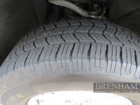 Used 2024 Chevrolet Tahoe LT image 11