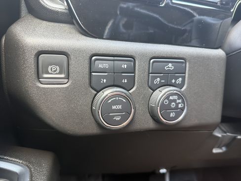 Used 2023 Chevrolet Silverado 1500 RST AWD/4WD image 30
