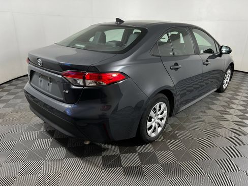 Certified 2025 Toyota Corolla LE FWD image 5