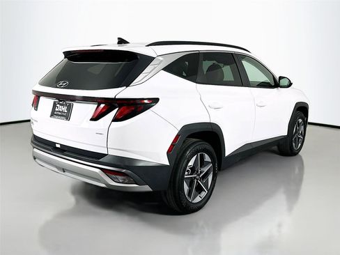 Used 2025 Hyundai Tucson SEL image 13