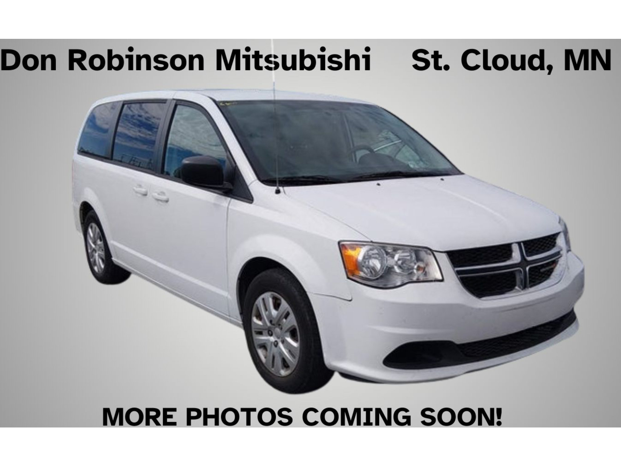 Used 2018 Dodge Grand Caravan SE w/ UConnect Hands-Free Group FWD image 1