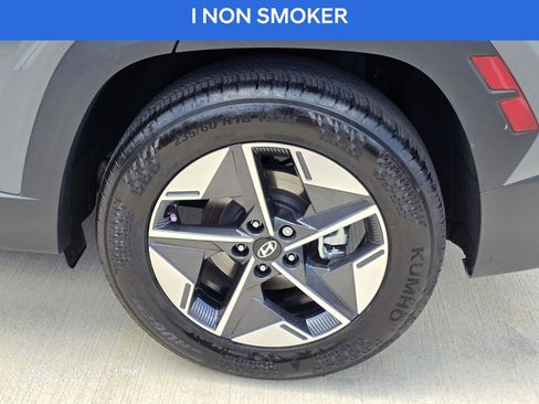 Certified 2025 Hyundai Tucson SEL FWD image 9