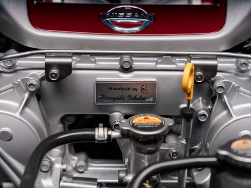 Used 2020 Nissan GT-R Premium AWD/4WD image 39