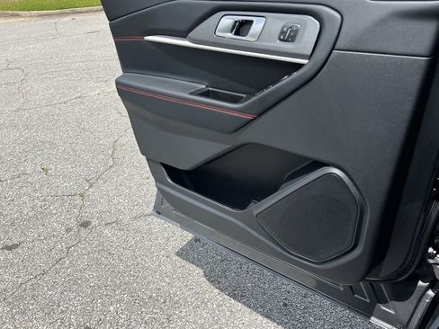 New 2026 Ford Explorer ST-Line AWD/4WD image 14