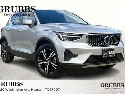 Certified 2025 Volvo XC40 B5 Core