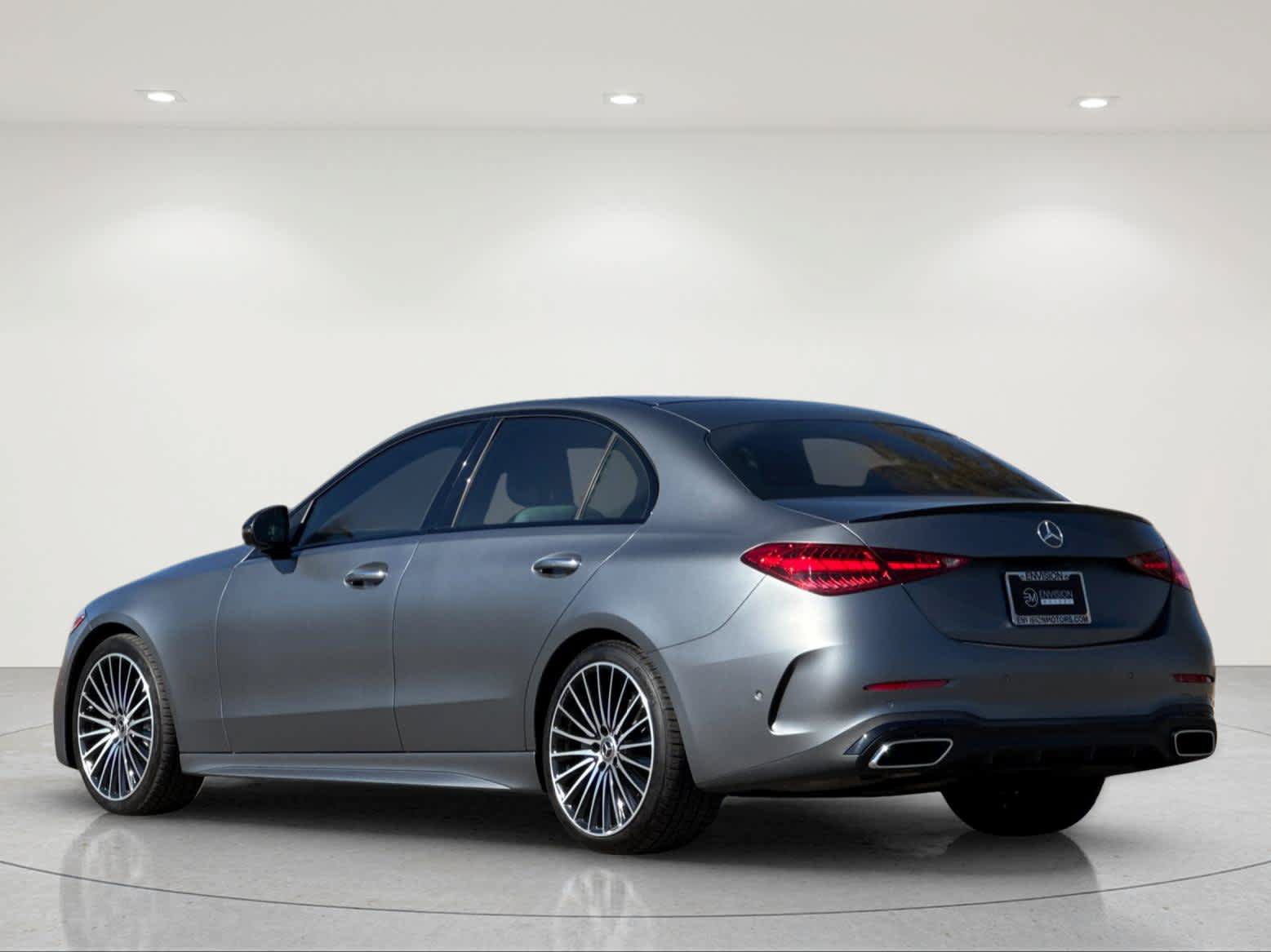 Used 2023 Mercedes-Benz C 300 Sedan image 4