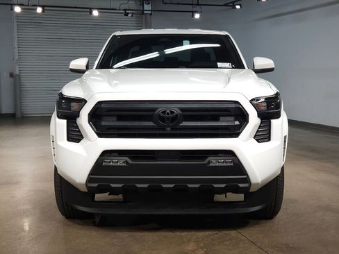 New 2026 Toyota Tacoma SR5 image 2