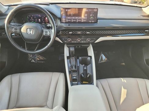 Used 2024 Honda Accord EX-L image 16