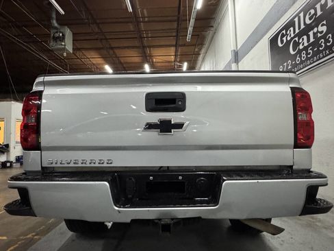 Used 2018 Chevrolet Silverado 1500 Custom w/ Custom Value Package image 9