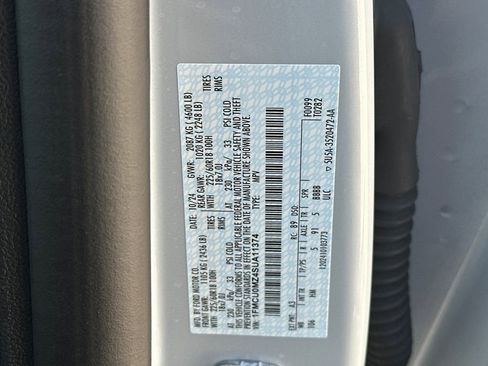 Certified 2025 Ford Escape ST-Line w/ Equipment Group 301A FWD image 33