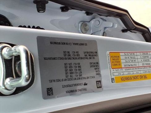 New 2026 Chevrolet Suburban High Country image 29