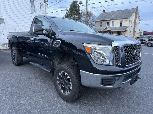 Used 2017 Nissan Titan SV AWD/4WD image 2